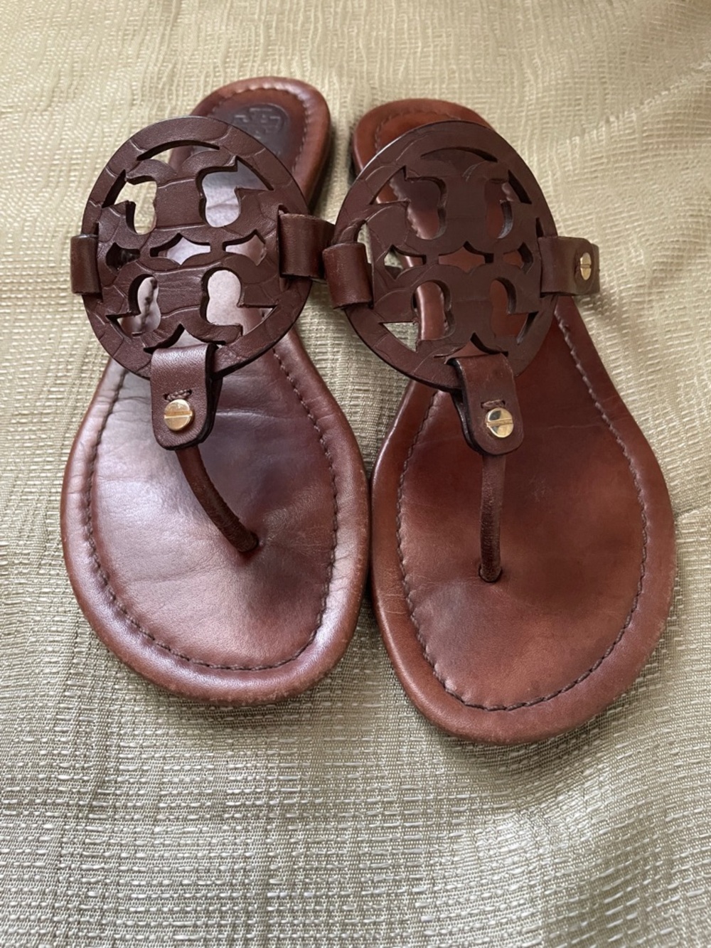 Brown Leather Cutout Thong Sandals